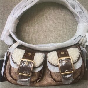 Coach Ashton Bag With Signature Canvas NWT